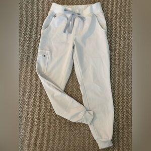 FIGS Women’s Jogger Style Scrub Pant - WHITE